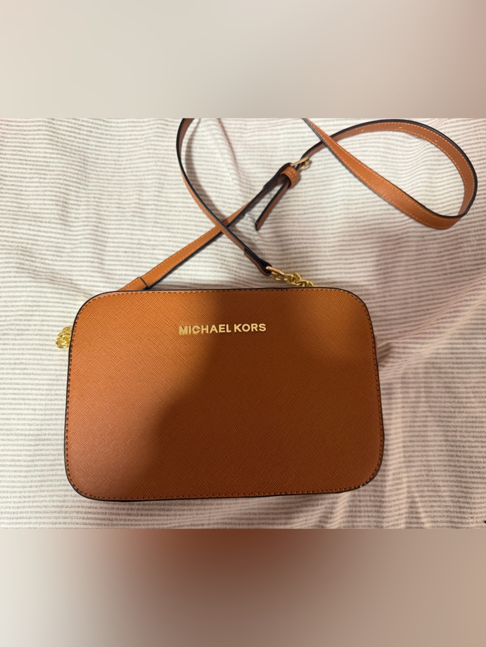 Michael Kors Crossbody Bag in Cognac Brown